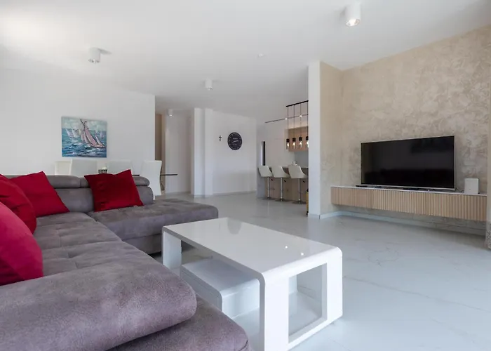 Сasa de vacaciones 3 Bedroom Amazing In *