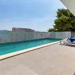 3 Bedroom Amazing In Nyaraló