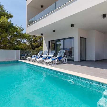 3 Bedroom Amazing In *