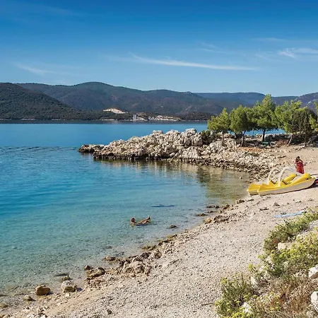 3 Bedroom Amazing In Σπίτι διακοπών *