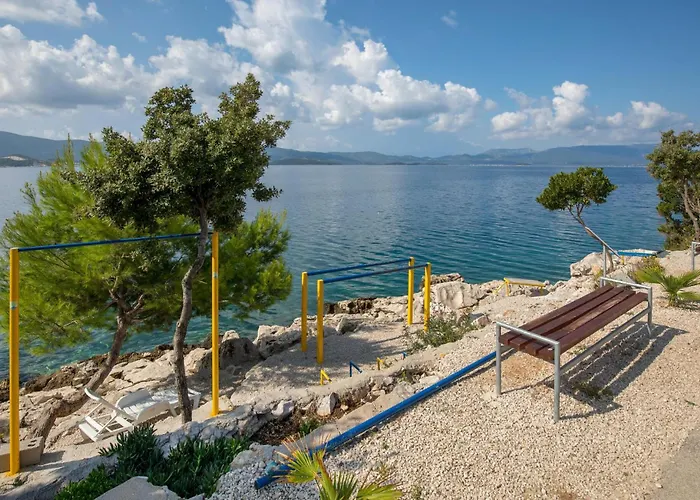 3 Bedroom Amazing In * Komarna